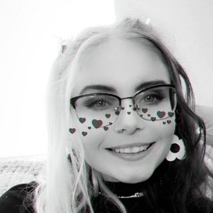 Meet your Posher, Kat